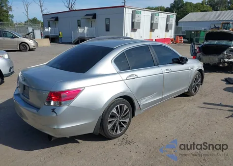 2008 Honda Accord 2.4 Lx-P z USA, uszkodzony, nr VIN 1HGCP26498A154311